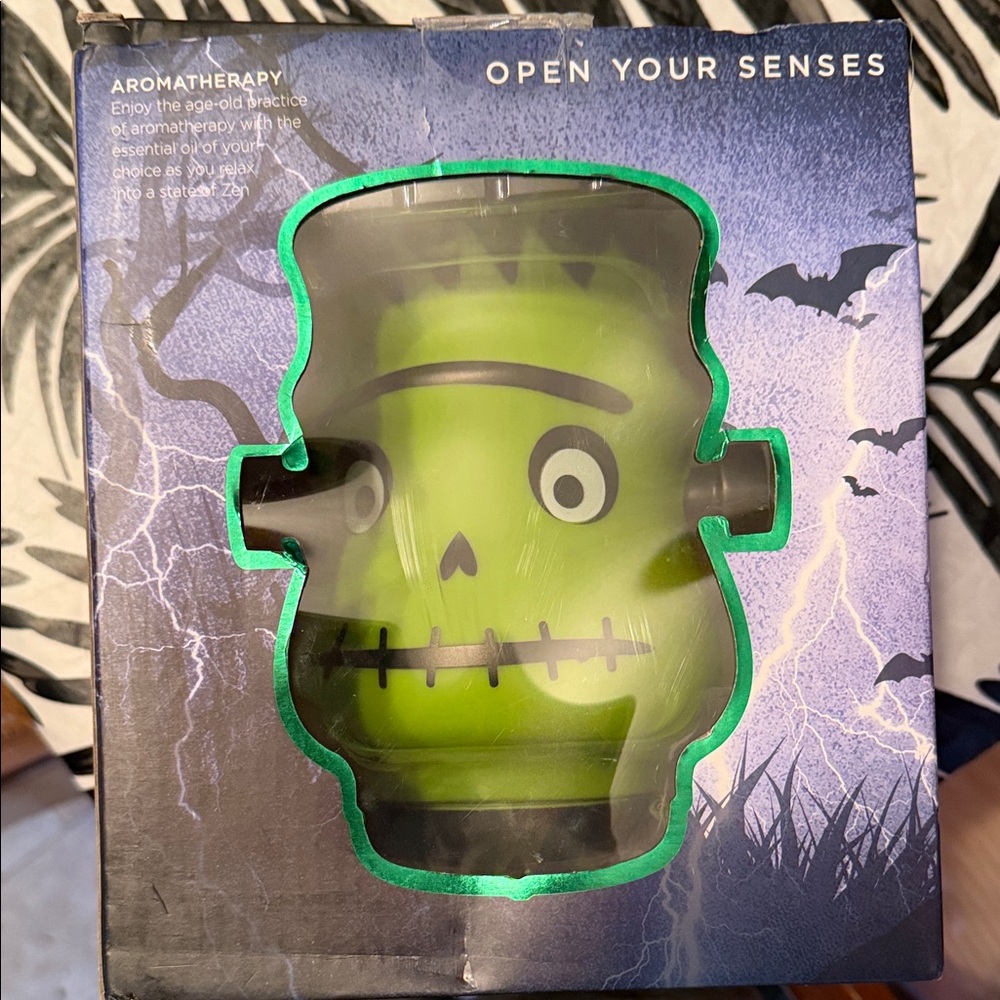 Green Frankenstein Aromatherapy Candle Holder